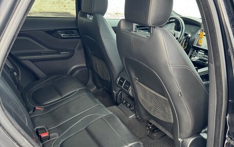 Jaguar F-Pace, 2016 год, 3 400 000 рублей, 12 фотография