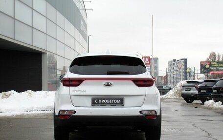 KIA Sportage IV рестайлинг, 2019 год, 2 415 000 рублей, 6 фотография