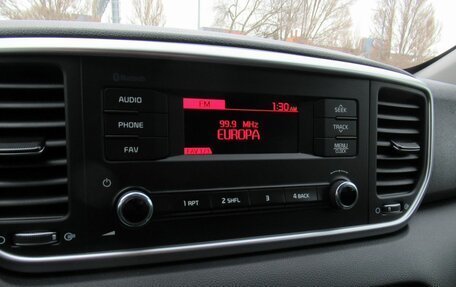 KIA Sportage IV рестайлинг, 2019 год, 2 415 000 рублей, 16 фотография