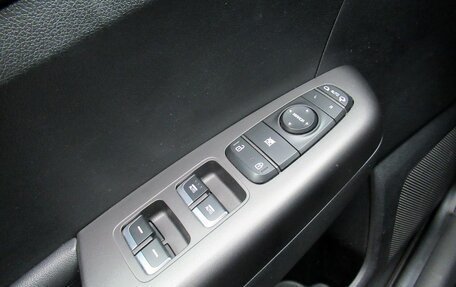 KIA Sportage IV рестайлинг, 2019 год, 2 415 000 рублей, 19 фотография