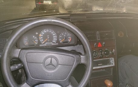 Mercedes-Benz C-Класс, 1997 год, 190 000 рублей, 15 фотография