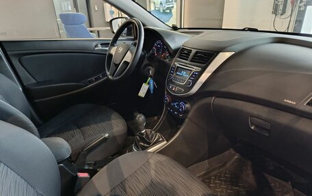 Hyundai Solaris II рестайлинг, 2016 год, 1 069 000 рублей, 8 фотография