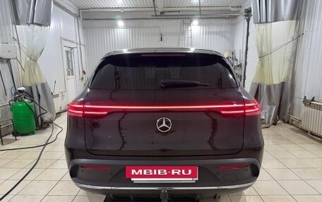 Mercedes-Benz EQC, 2020 год, 4 950 000 рублей, 3 фотография