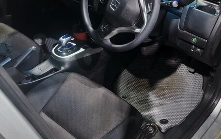 Honda Fit III, 2014 год, 790 000 рублей, 6 фотография