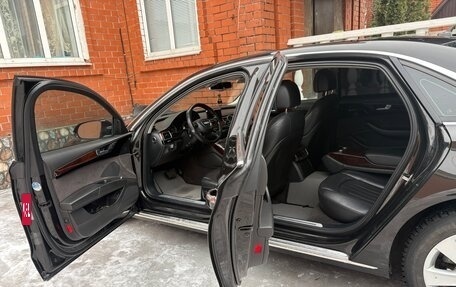 Audi A8, 2013 год, 1 950 000 рублей, 9 фотография