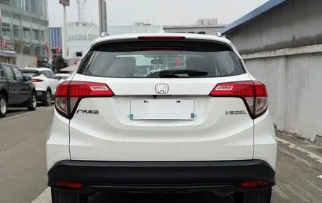 Honda Vezel, 2022 год, 1 580 760 рублей, 6 фотография