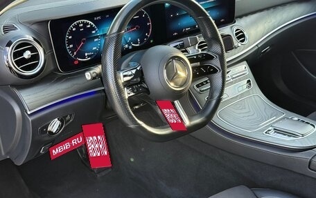 Mercedes-Benz E-Класс, 2021 год, 3 500 000 рублей, 8 фотография