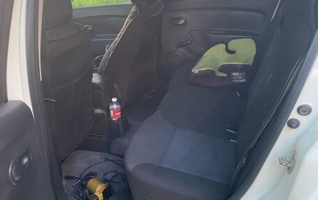 Renault Logan II, 2019 год, 765 000 рублей, 8 фотография