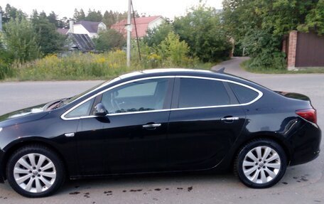 Opel Astra J, 2013 год, 929 000 рублей, 8 фотография