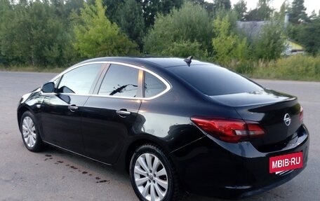 Opel Astra J, 2013 год, 929 000 рублей, 7 фотография