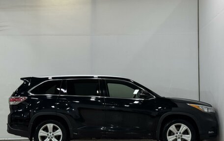Toyota Highlander III, 2014 год, 2 900 000 рублей, 11 фотография