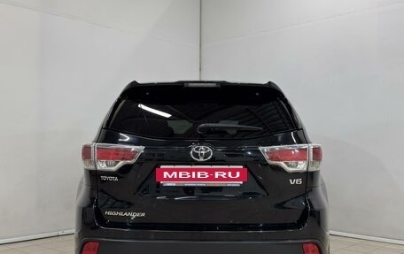 Toyota Highlander III, 2014 год, 2 900 000 рублей, 4 фотография