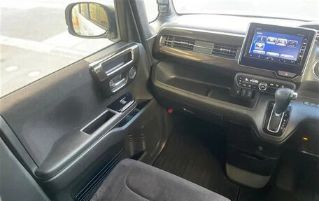 Honda N-BOX II, 2021 год, 724 000 рублей, 8 фотография