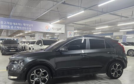 KIA Niro, 2023 год, 1 355 123 рублей, 2 фотография