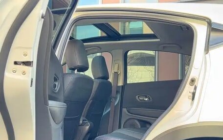 Honda Vezel, 2022 год, 1 662 760 рублей, 12 фотография