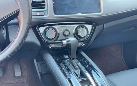 Honda Vezel, 2022 год, 1 662 760 рублей, 11 фотография