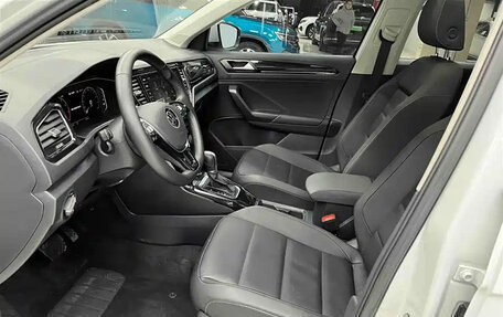 Volkswagen T-Roc I, 2022 год, 1 480 888 рублей, 6 фотография