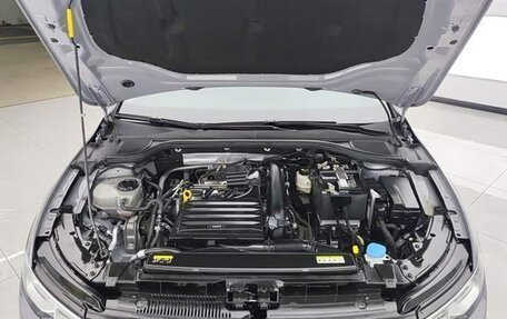 Volkswagen Golf VIII, 2022 год, 1 870 000 рублей, 11 фотография