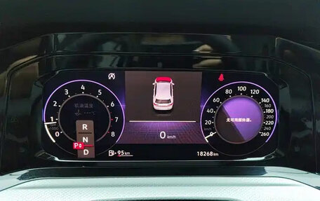 Volkswagen Golf VIII, 2022 год, 1 870 000 рублей, 9 фотография