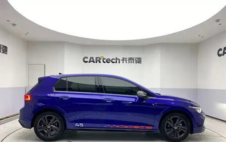 Volkswagen Golf VIII, 2022 год, 1 850 000 рублей, 5 фотография