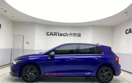 Volkswagen Golf VIII, 2022 год, 1 850 000 рублей, 7 фотография