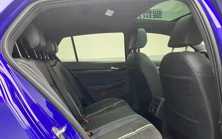 Volkswagen Golf VIII, 2022 год, 1 850 000 рублей, 15 фотография