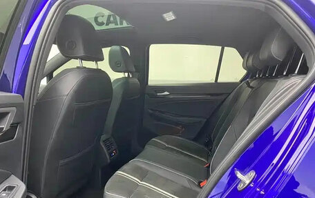 Volkswagen Golf VIII, 2022 год, 1 850 000 рублей, 24 фотография