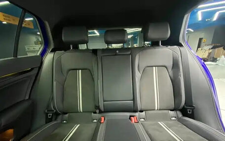 Volkswagen Golf VIII, 2022 год, 1 850 000 рублей, 17 фотография