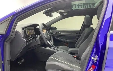 Volkswagen Golf VIII, 2022 год, 1 850 000 рублей, 12 фотография