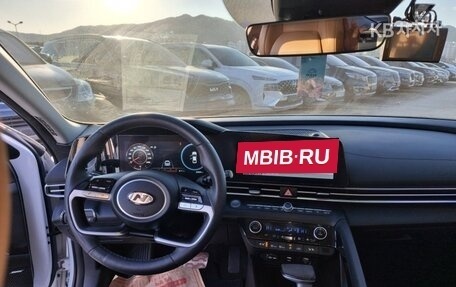 Hyundai Avante, 2023 год, 1 758 700 рублей, 6 фотография