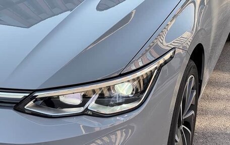 Volkswagen Golf VIII, 2022 год, 1 910 000 рублей, 5 фотография