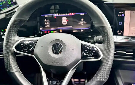 Volkswagen Golf VIII, 2022 год, 1 930 000 рублей, 9 фотография