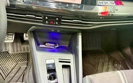 Volkswagen Golf VIII, 2022 год, 1 930 000 рублей, 23 фотография