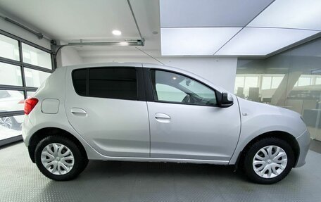 Renault Sandero II рестайлинг, 2016 год, 699 000 рублей, 5 фотография