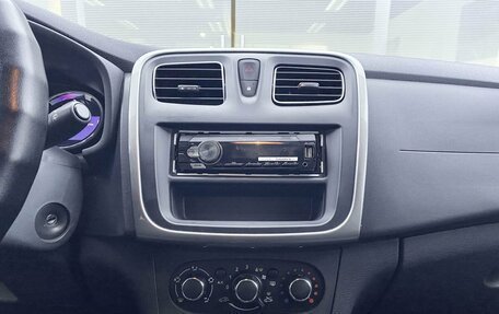 Renault Sandero II рестайлинг, 2016 год, 699 000 рублей, 18 фотография