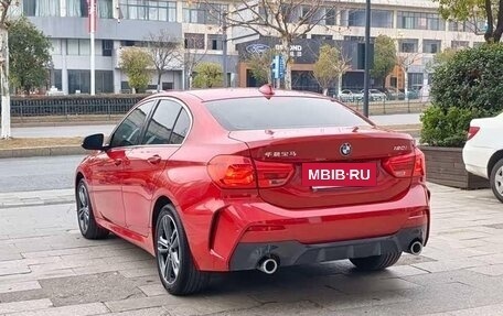 BMW 1 серия, 2022 год, 1 550 000 рублей, 2 фотография