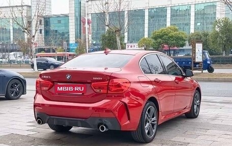 BMW 1 серия, 2022 год, 1 550 000 рублей, 4 фотография