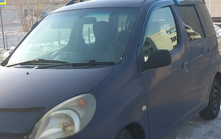 Toyota FunCargo, 2001 год, 400 000 рублей, 2 фотография