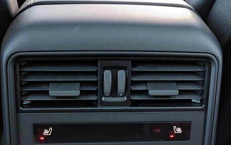 Porsche Cayenne III, 2024 год, 16 500 000 рублей, 17 фотография