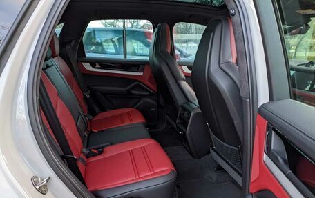 Porsche Cayenne III, 2024 год, 16 500 000 рублей, 22 фотография