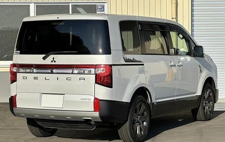 Mitsubishi Delica D:5 I, 2022 год, 2 900 000 рублей, 5 фотография