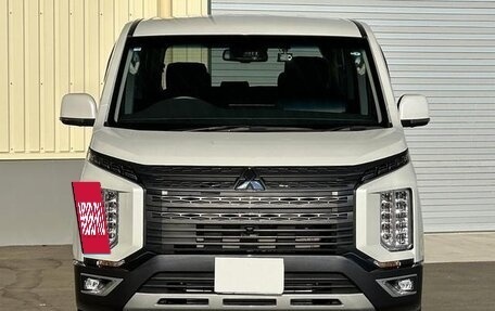 Mitsubishi Delica D:5 I, 2022 год, 2 900 000 рублей, 3 фотография