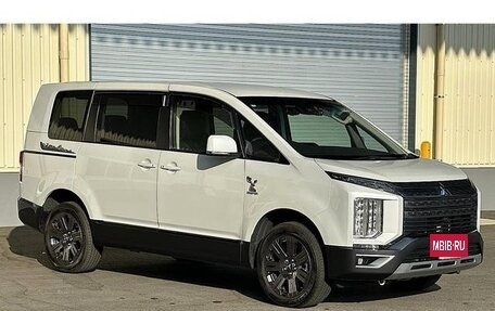 Mitsubishi Delica D:5 I, 2022 год, 2 900 000 рублей, 2 фотография