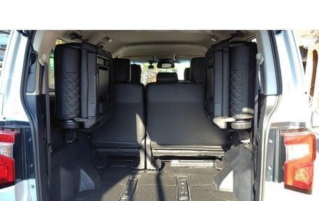 Mitsubishi Delica D:5 I, 2022 год, 2 900 000 рублей, 16 фотография