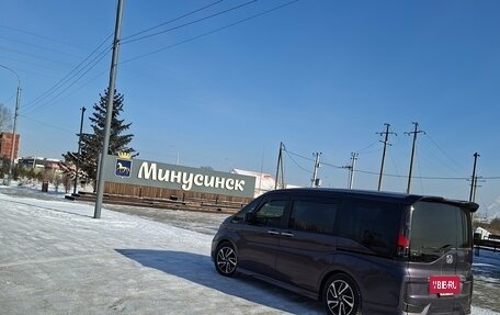 Honda Stepwgn IV, 2017 год, 2 080 000 рублей, 5 фотография