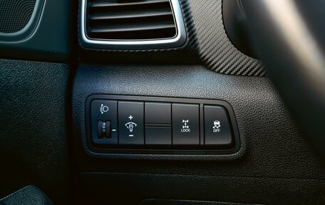 Hyundai Tucson III, 2018 год, 2 350 000 рублей, 21 фотография