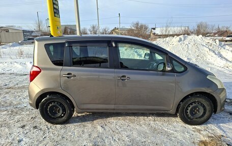 Toyota Ractis I, 2005 год, 600 000 рублей, 6 фотография