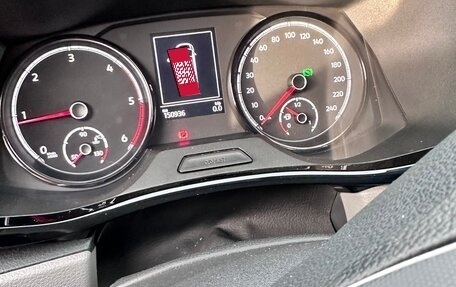 Volkswagen Caravelle T6 рестайлинг, 2021 год, 3 800 000 рублей, 9 фотография