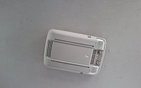 Toyota Ractis I, 2005 год, 600 000 рублей, 19 фотография