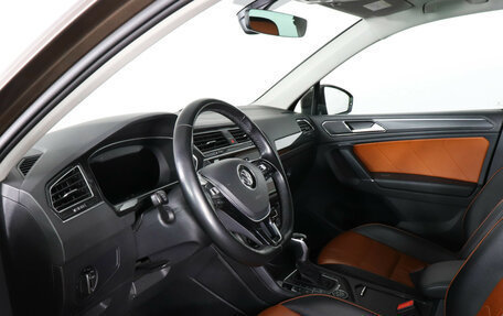 Volkswagen Tiguan II, 2017 год, 2 999 000 рублей, 9 фотография